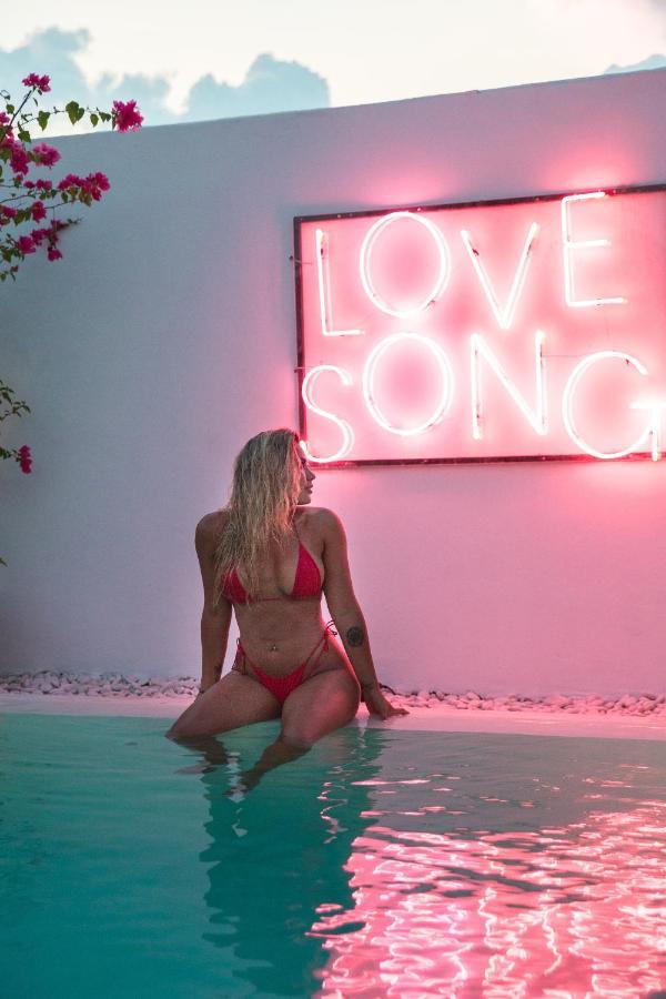 Love Song Boutique Hotel Canggu  Exterior photo