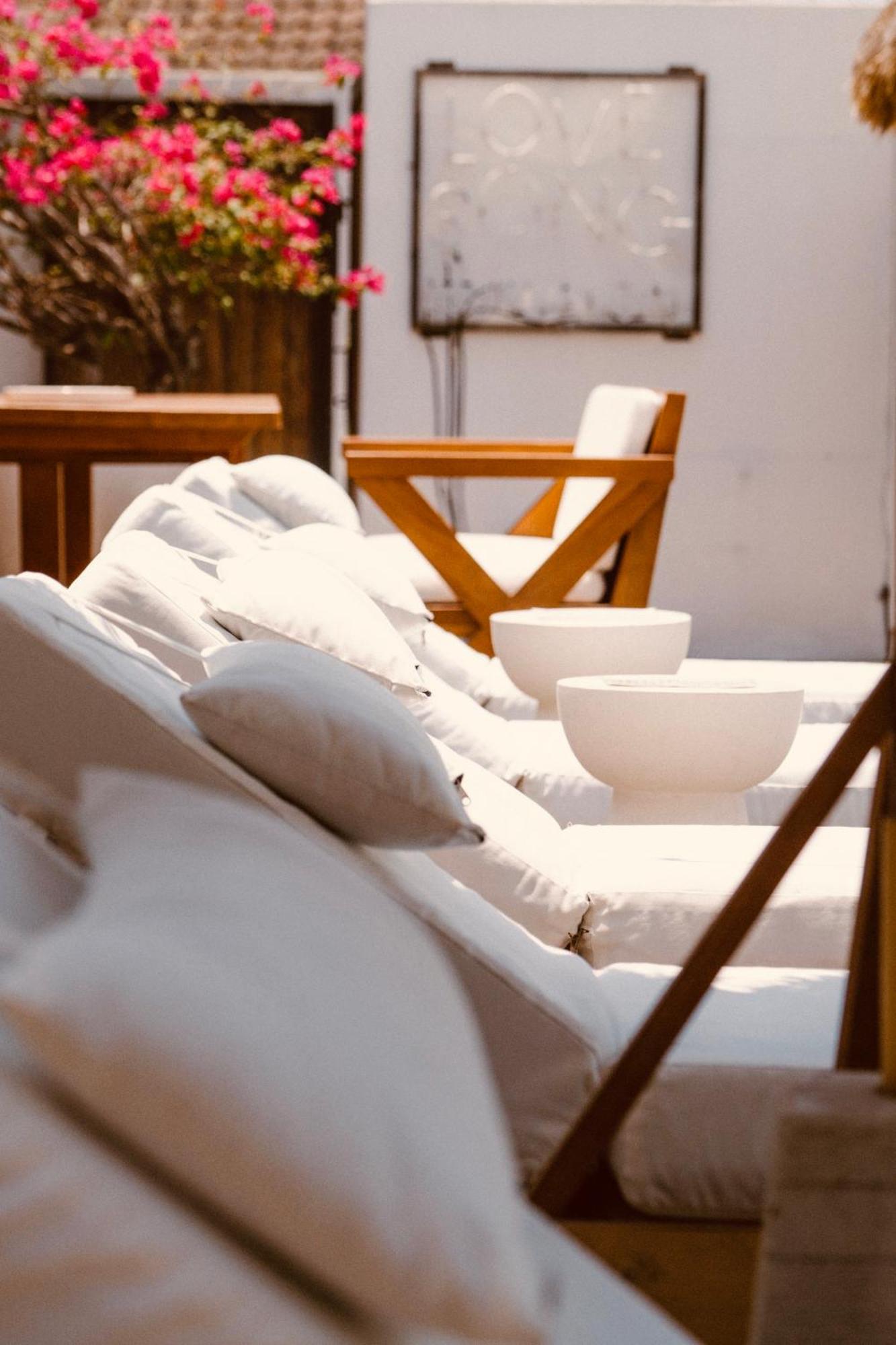 Love Song Boutique Hotel Canggu  Exterior photo